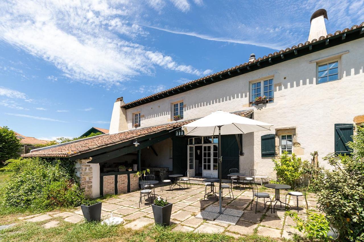Domaine De Bassilour Hotel Bidart Exterior foto