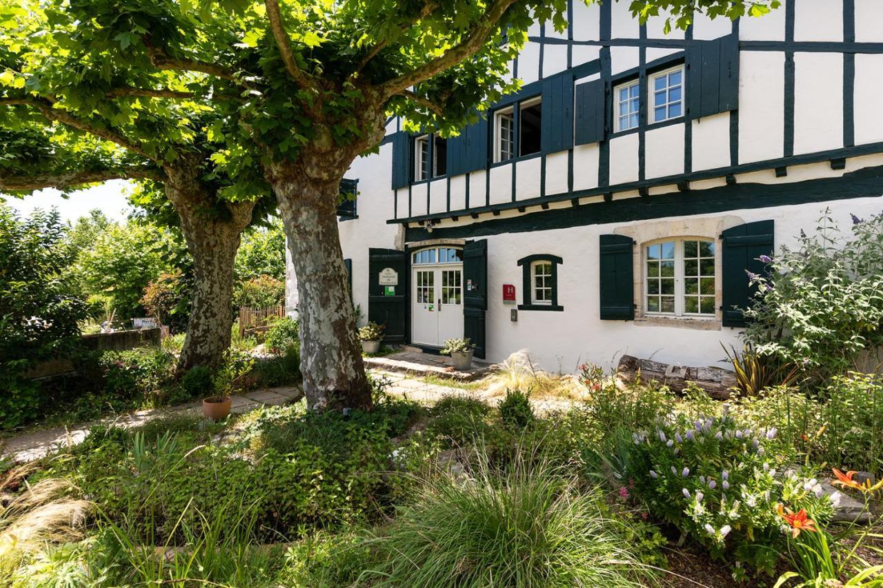 Domaine De Bassilour Hotel Bidart Exterior foto